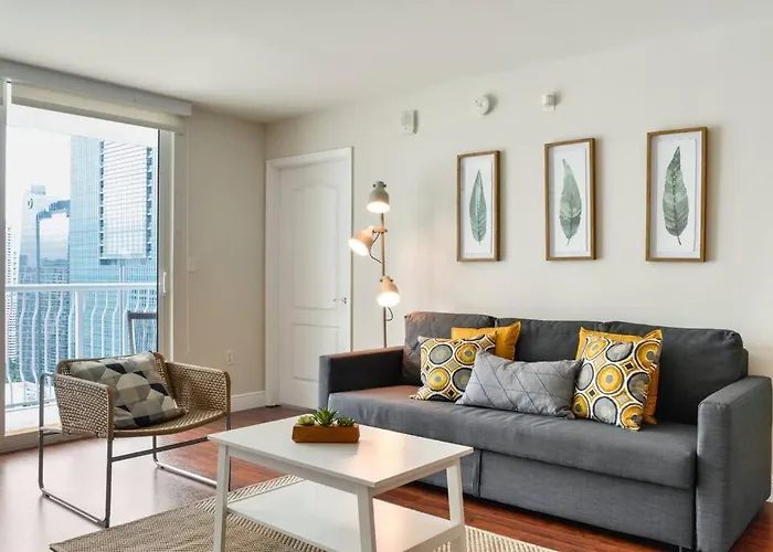Luxury 2 Bedroom Apartment At Brickell With Pool